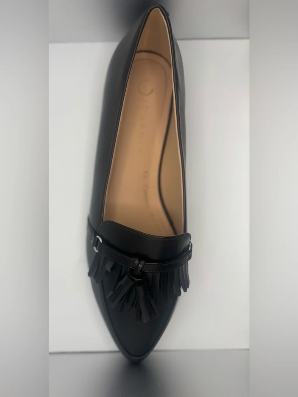 Journey Collection Women’s Jannah Tassel Pointed Toe Flats Black Size 10